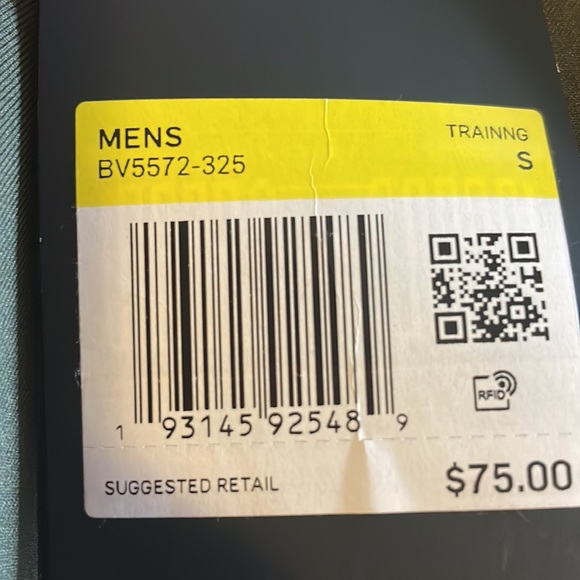 Nike Pro Sweatshirt - Picture 6 of 6